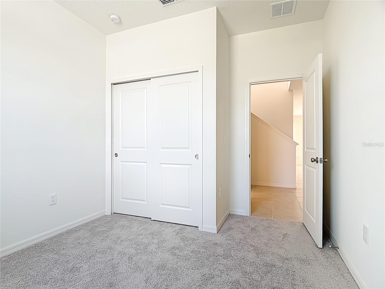 Image 21 of 67 For 795 Overpool Avenue