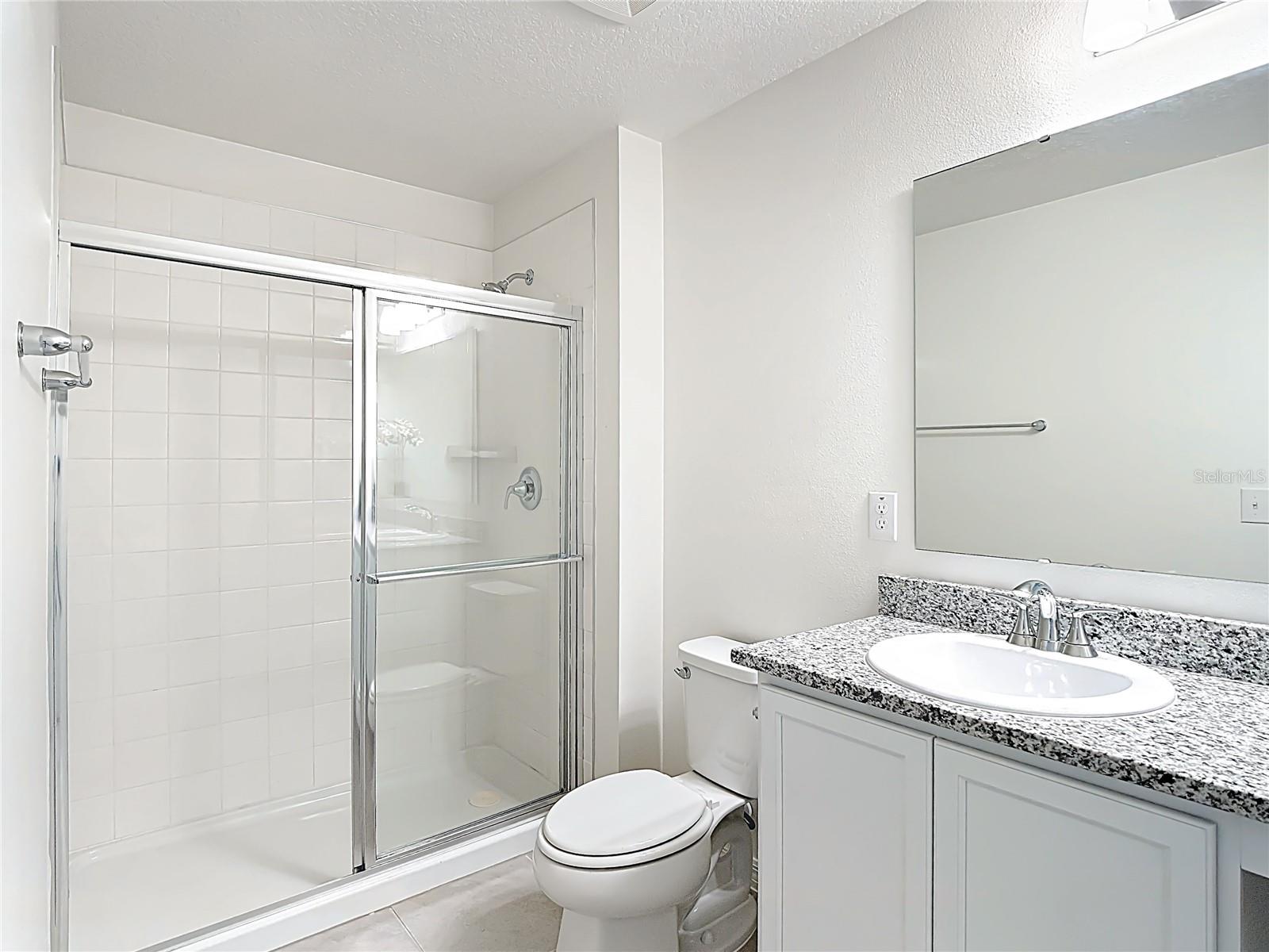 Image 32 of 67 For 795 Overpool Avenue