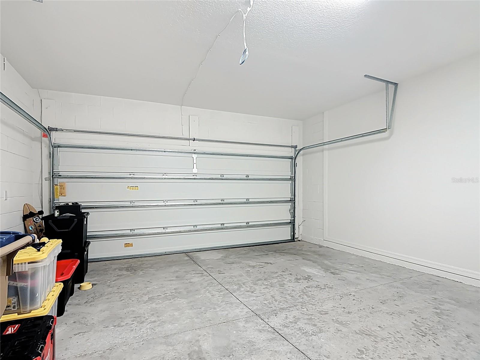 Image 45 of 67 For 795 Overpool Avenue