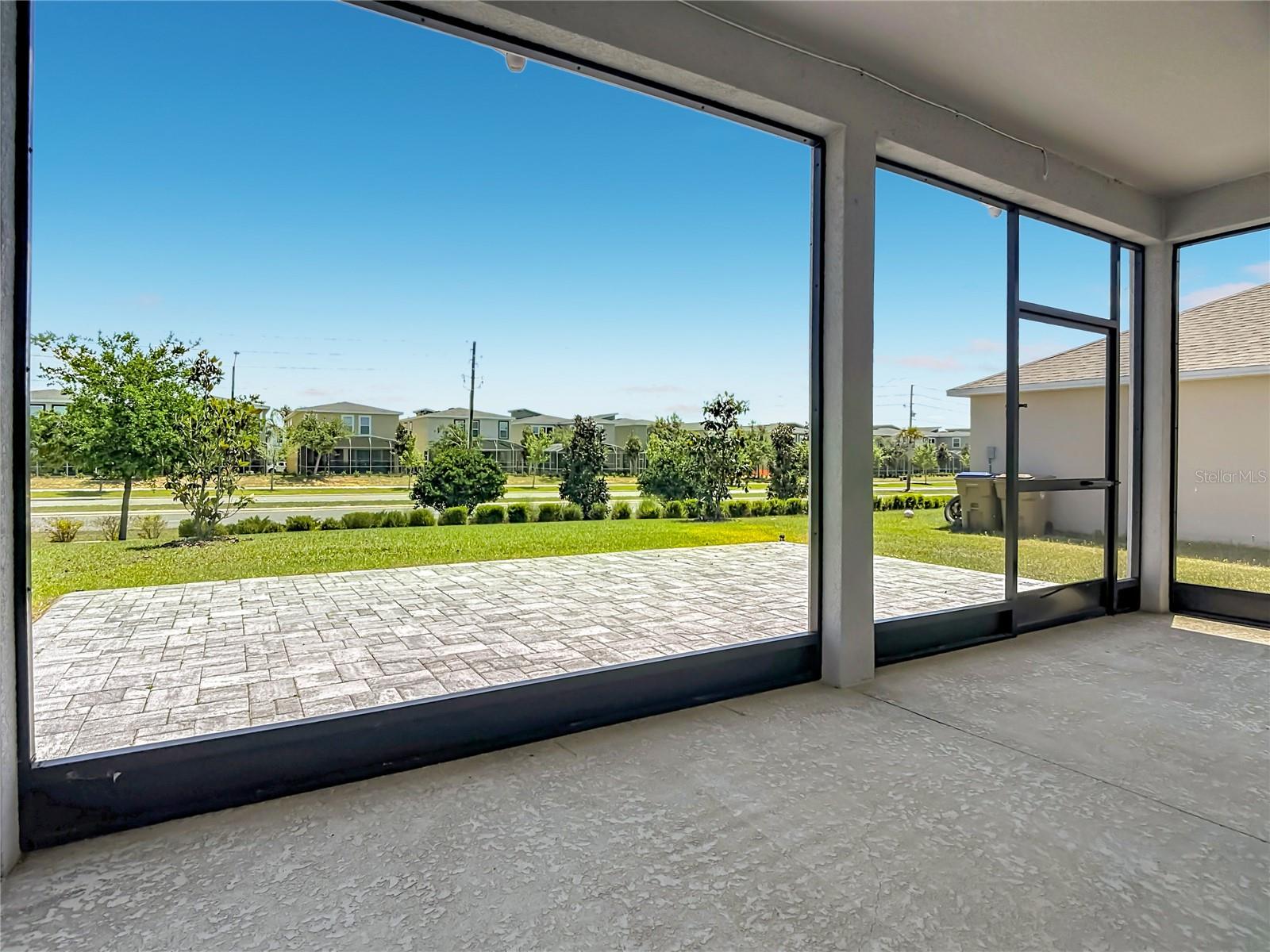 Image 48 of 67 For 795 Overpool Avenue