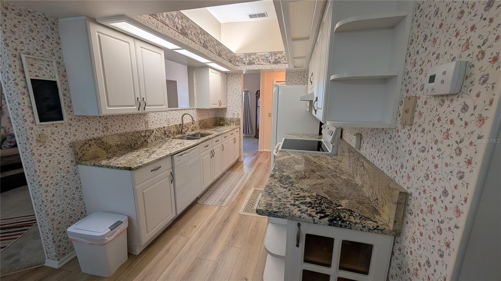 Image 8 of 25 For 9707 196th Avenue Road