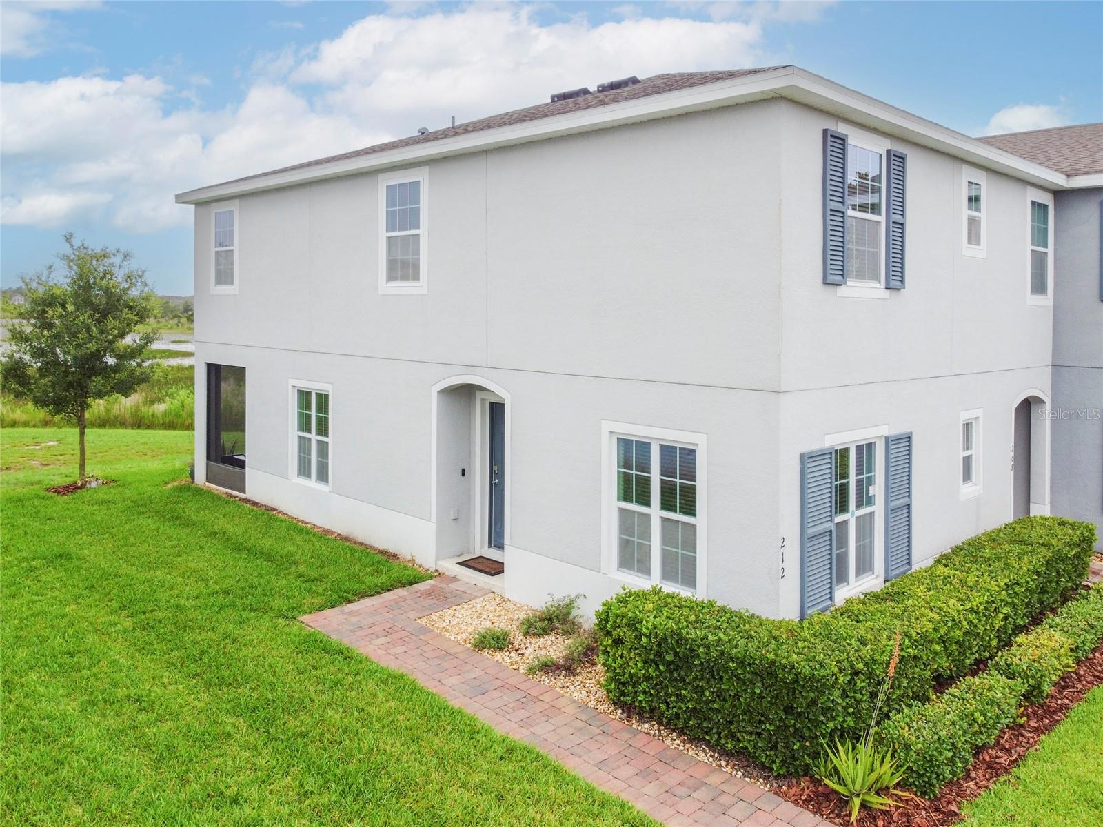 Image 2 of 22 For 212 Primrose Drive