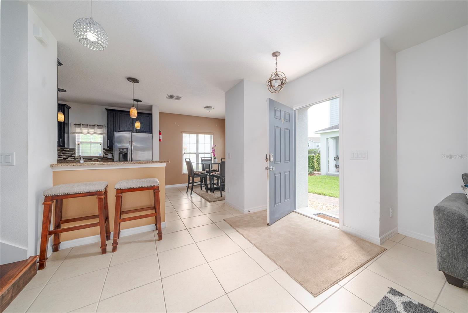 Image 3 of 22 For 212 Primrose Drive