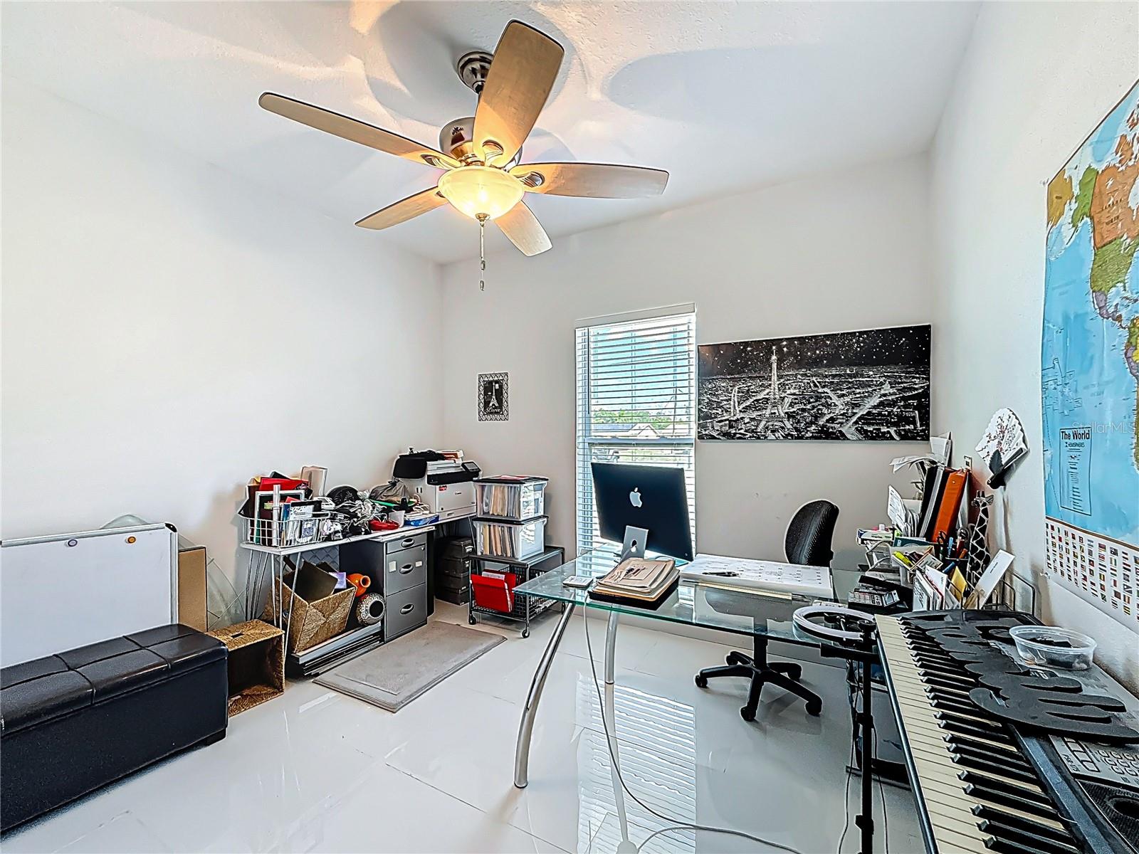 Image 23 of 43 For 11426 Lakeview Drive