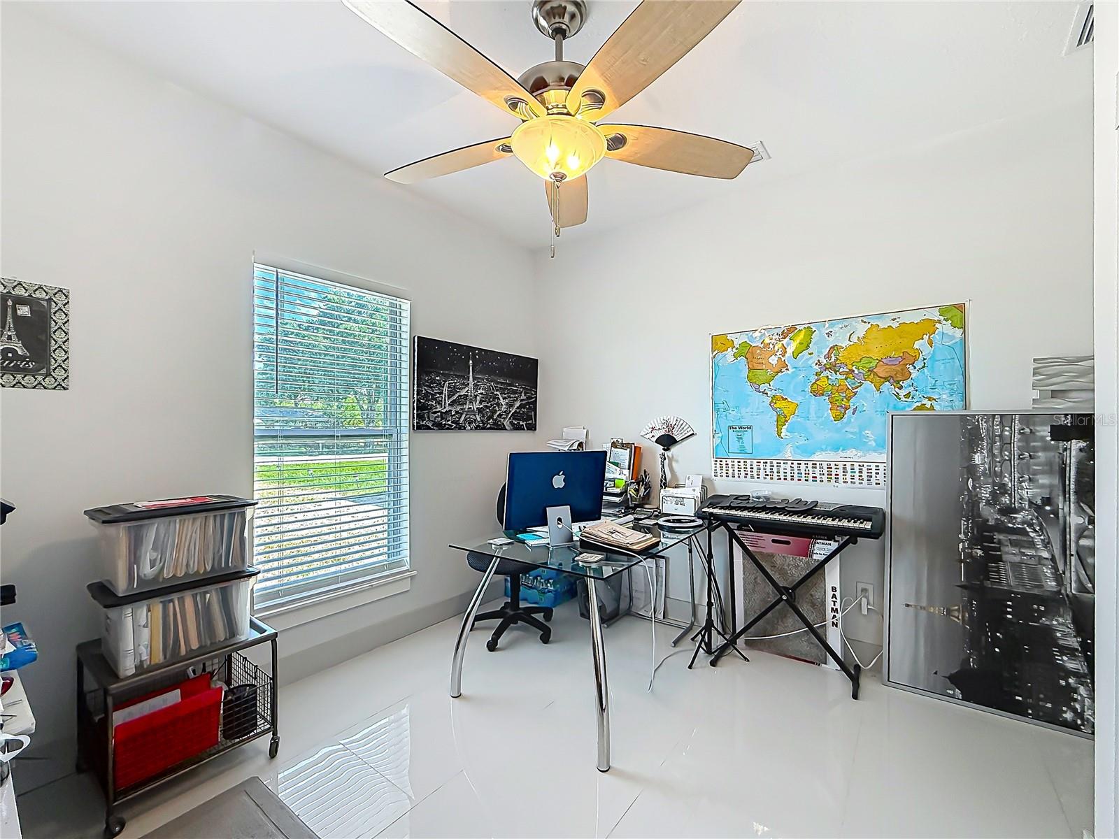 Image 24 of 43 For 11426 Lakeview Drive