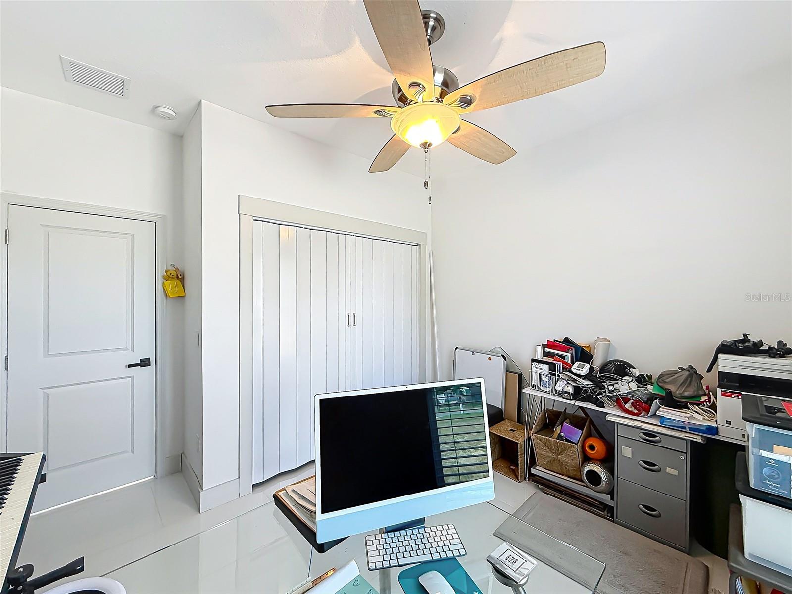 Image 25 of 43 For 11426 Lakeview Drive