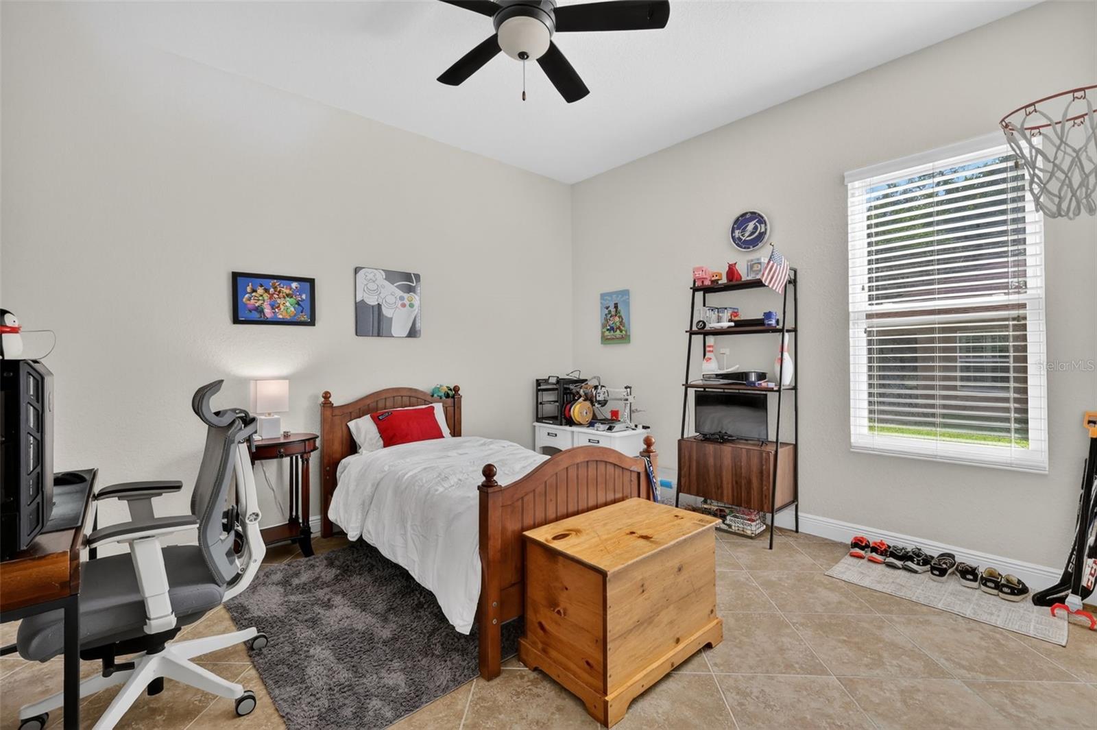 Image 17 of 52 For 10075 Lake Miona Way