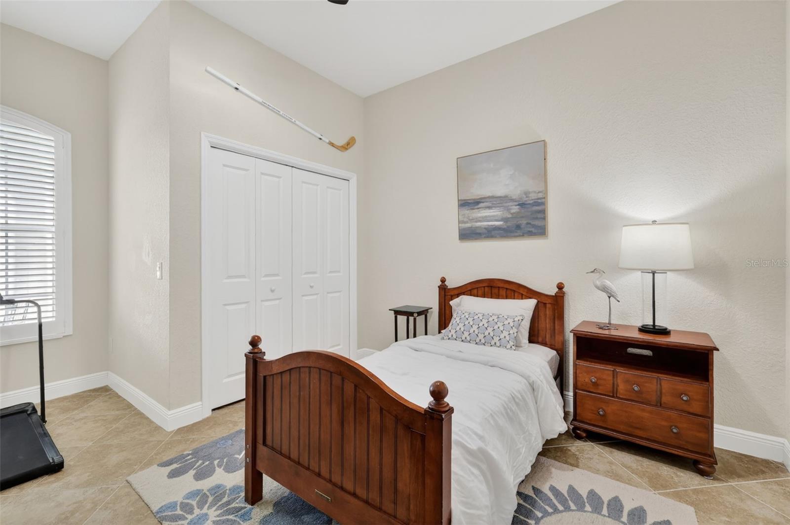 Image 20 of 52 For 10075 Lake Miona Way