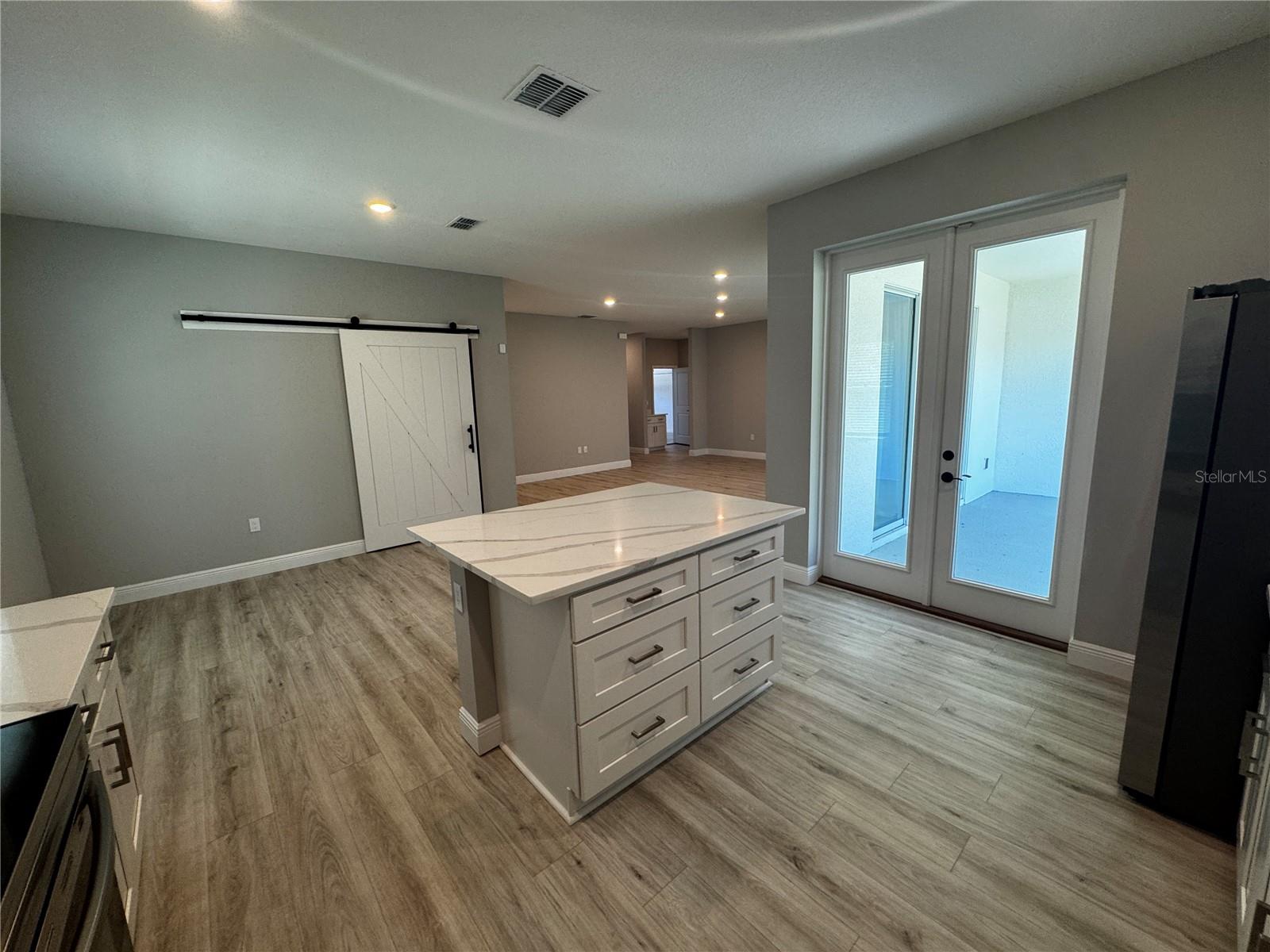 Image 4 of 18 For 13101 72nd Terrace Road