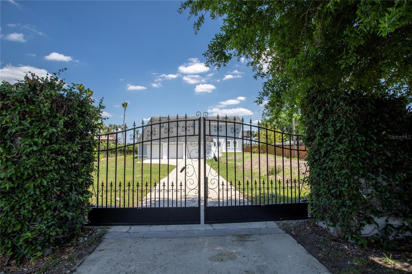 Image 22 of 67 For 25 Ortman Drive