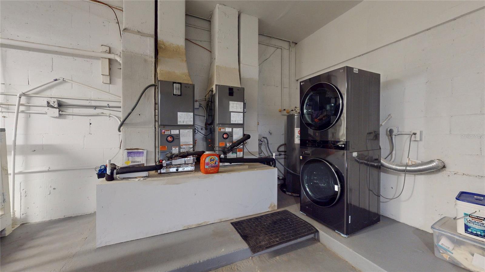 Image 62 of 67 For 25 Ortman Drive