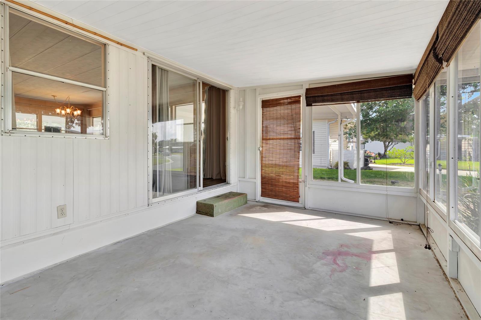 Image 17 of 23 For 1123 Forest Lane
