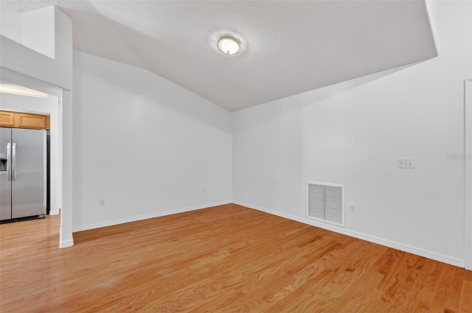 Image 11 of 46 For 4943 Treasure Cay Road