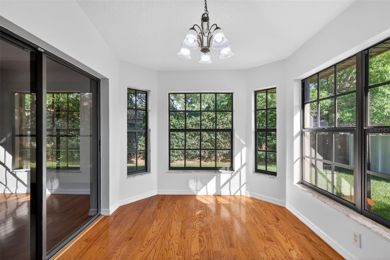 Image 21 of 46 For 4943 Treasure Cay Road