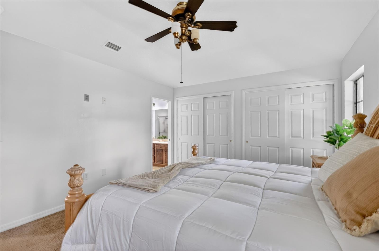 Image 24 of 46 For 4943 Treasure Cay Road