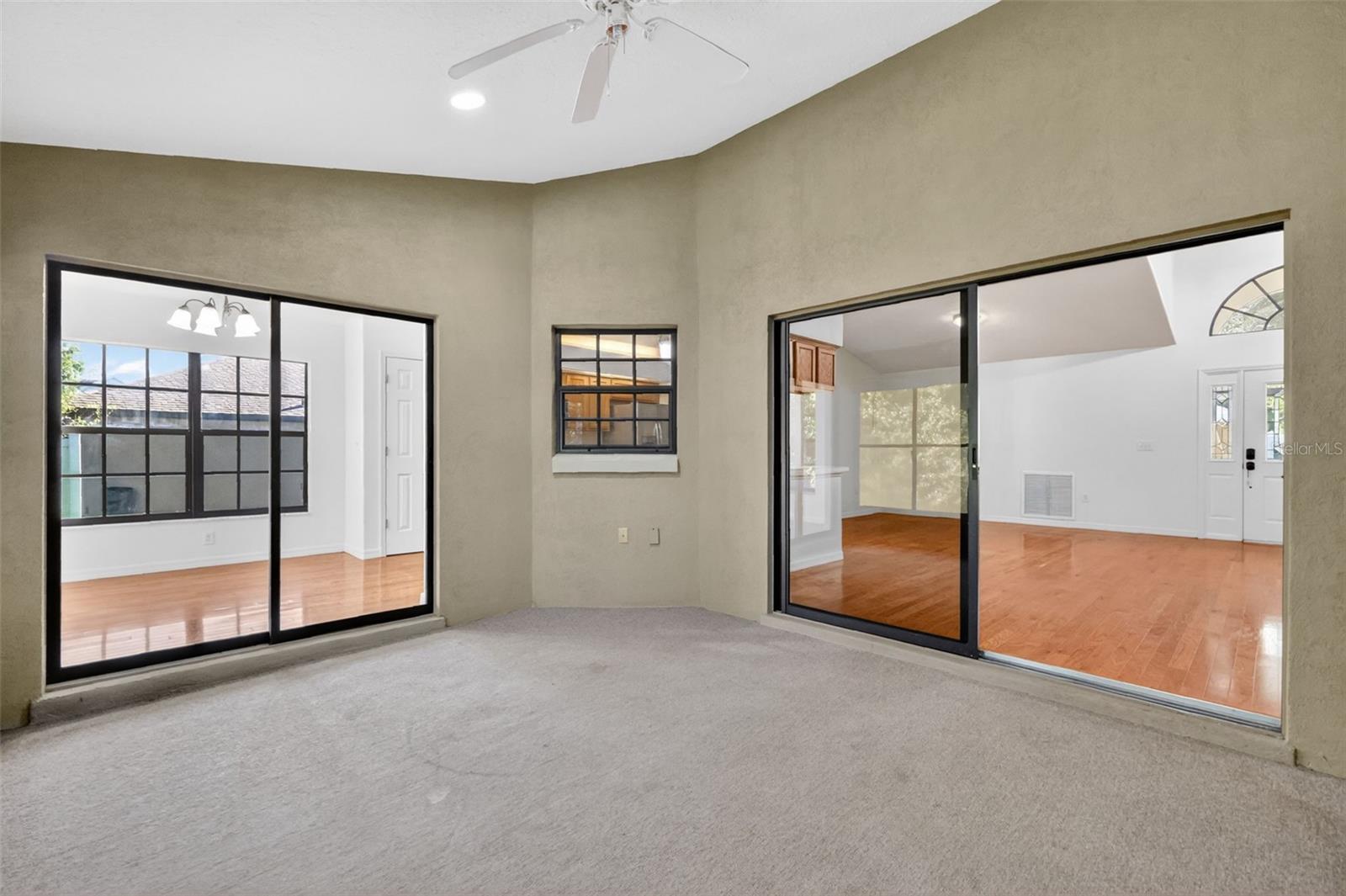 Image 6 of 46 For 4943 Treasure Cay Road