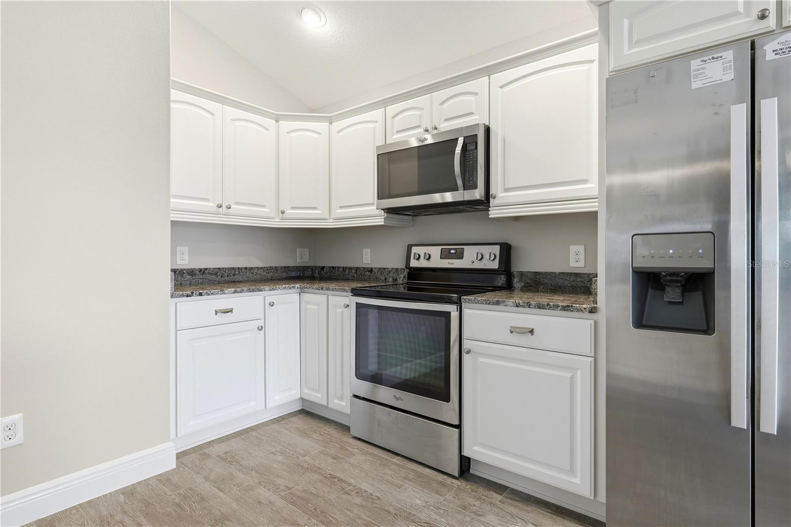 Image 12 of 42 For 1166 Blount Avenue