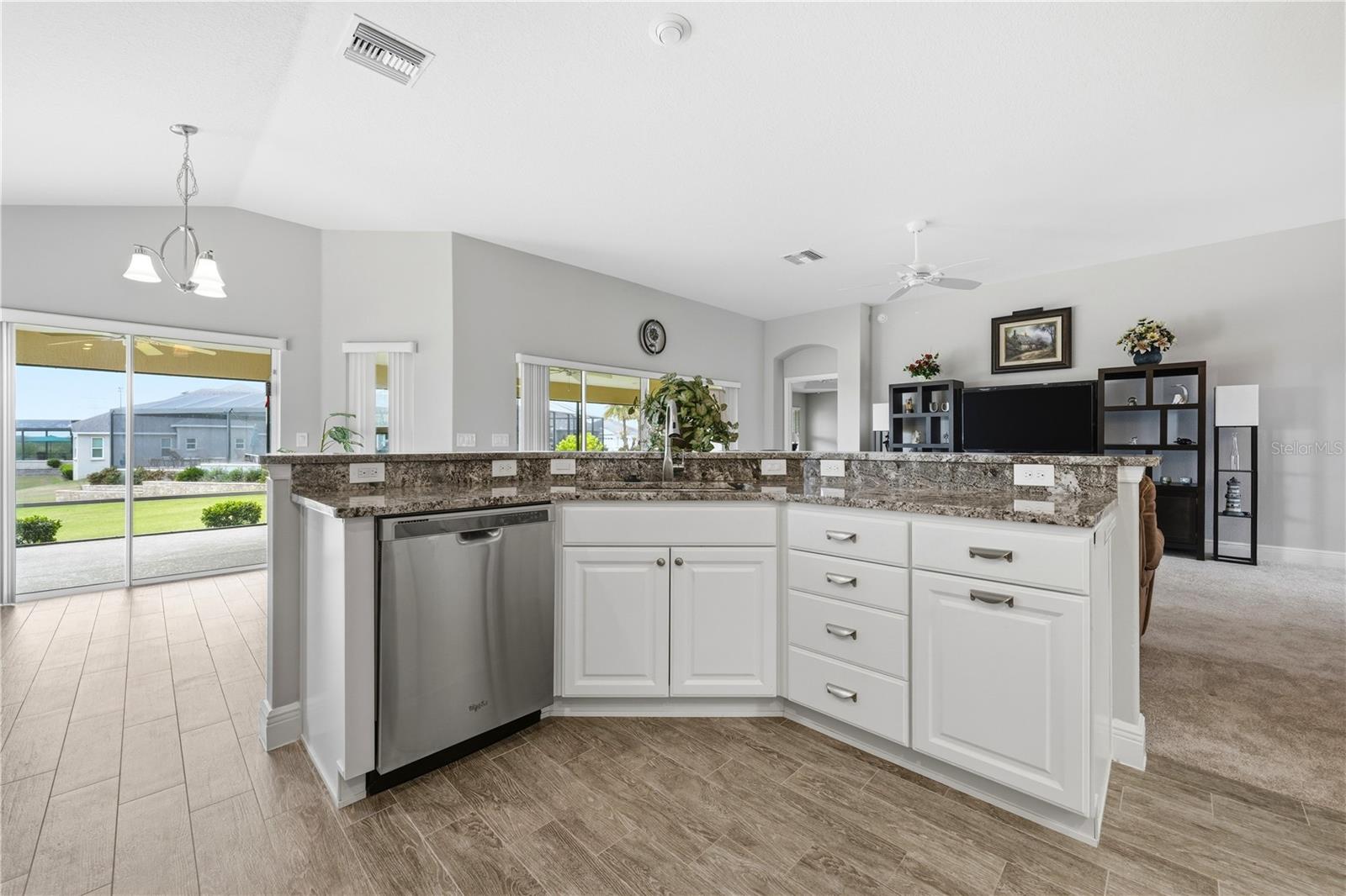 Image 13 of 42 For 1166 Blount Avenue