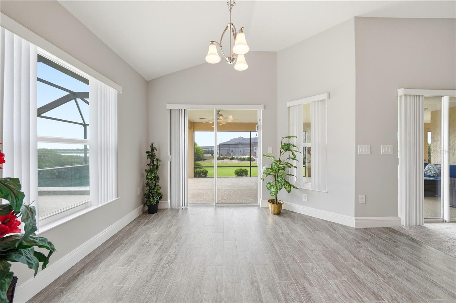 Image 16 of 42 For 1166 Blount Avenue