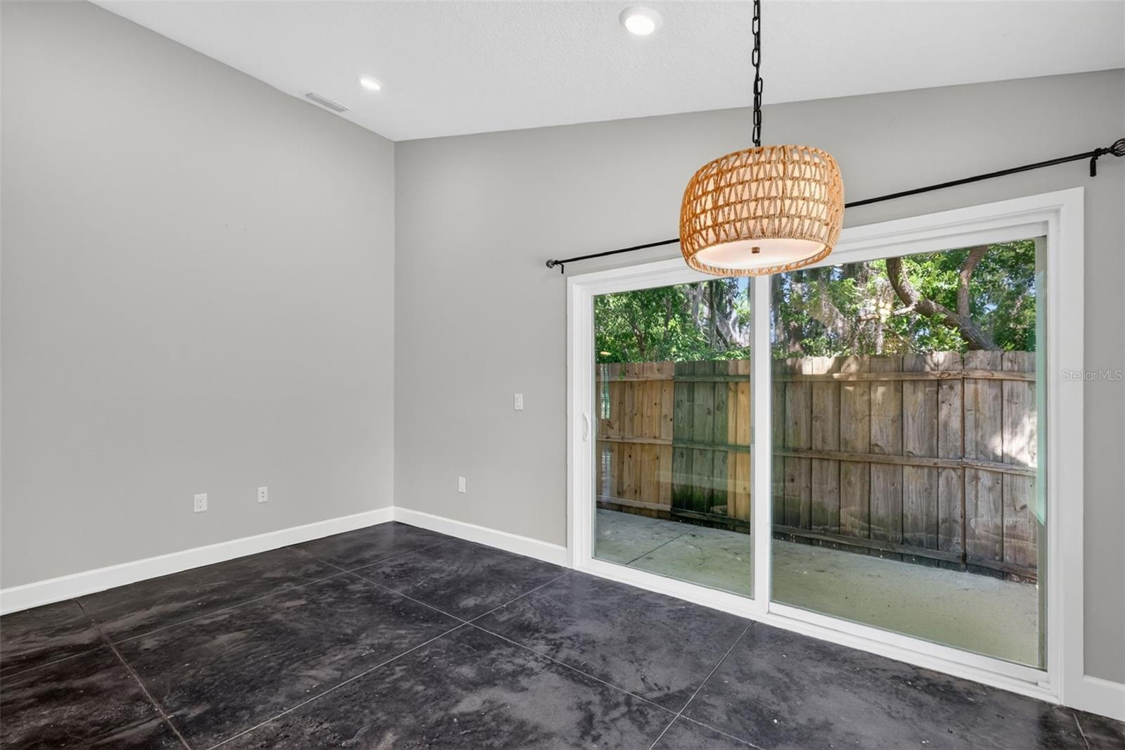 Image 10 of 20 For 196 Parrotte Court