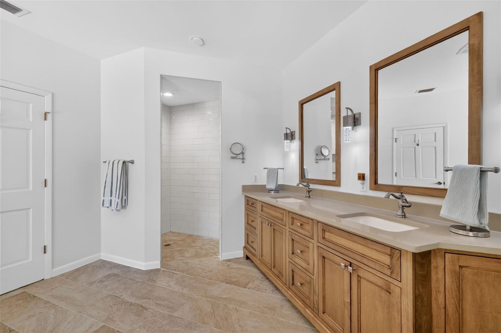 Image 26 of 49 For 1109 Elysium Boulevard