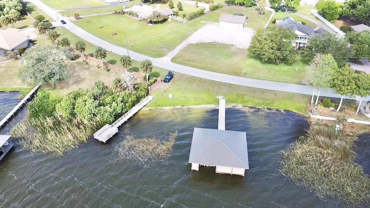 Image 54 of 73 For 3155 Lakeshore Drive