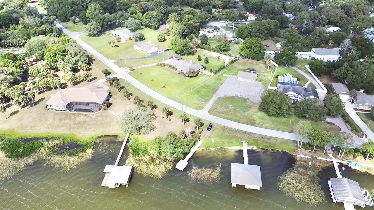 Image 56 of 73 For 3155 Lakeshore Drive