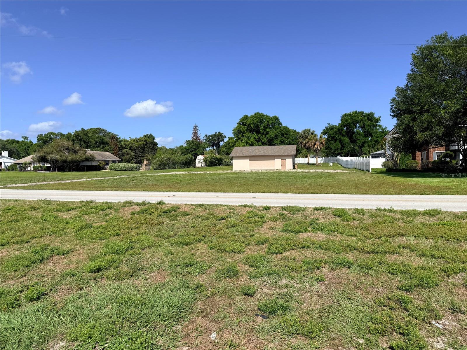 Image 70 of 73 For 3155 Lakeshore Drive