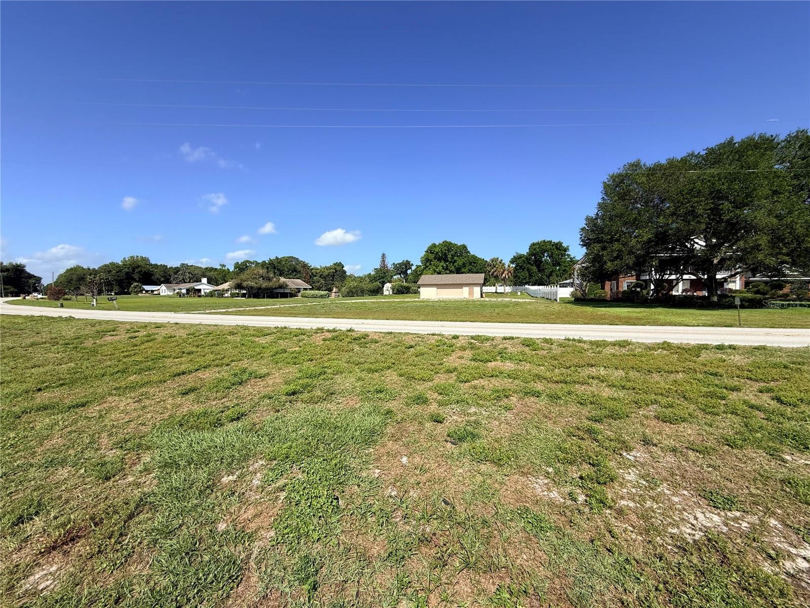 Image 71 of 73 For 3155 Lakeshore Drive