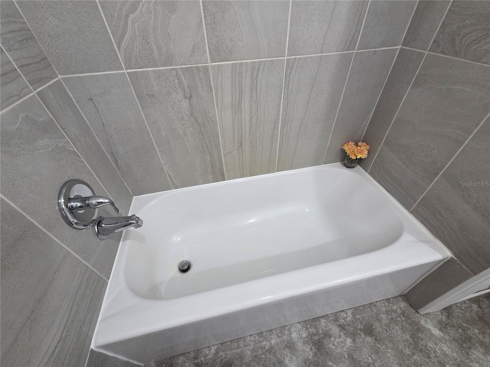 Image 20 of 53 For 1846 Fruitland Park Boulevard