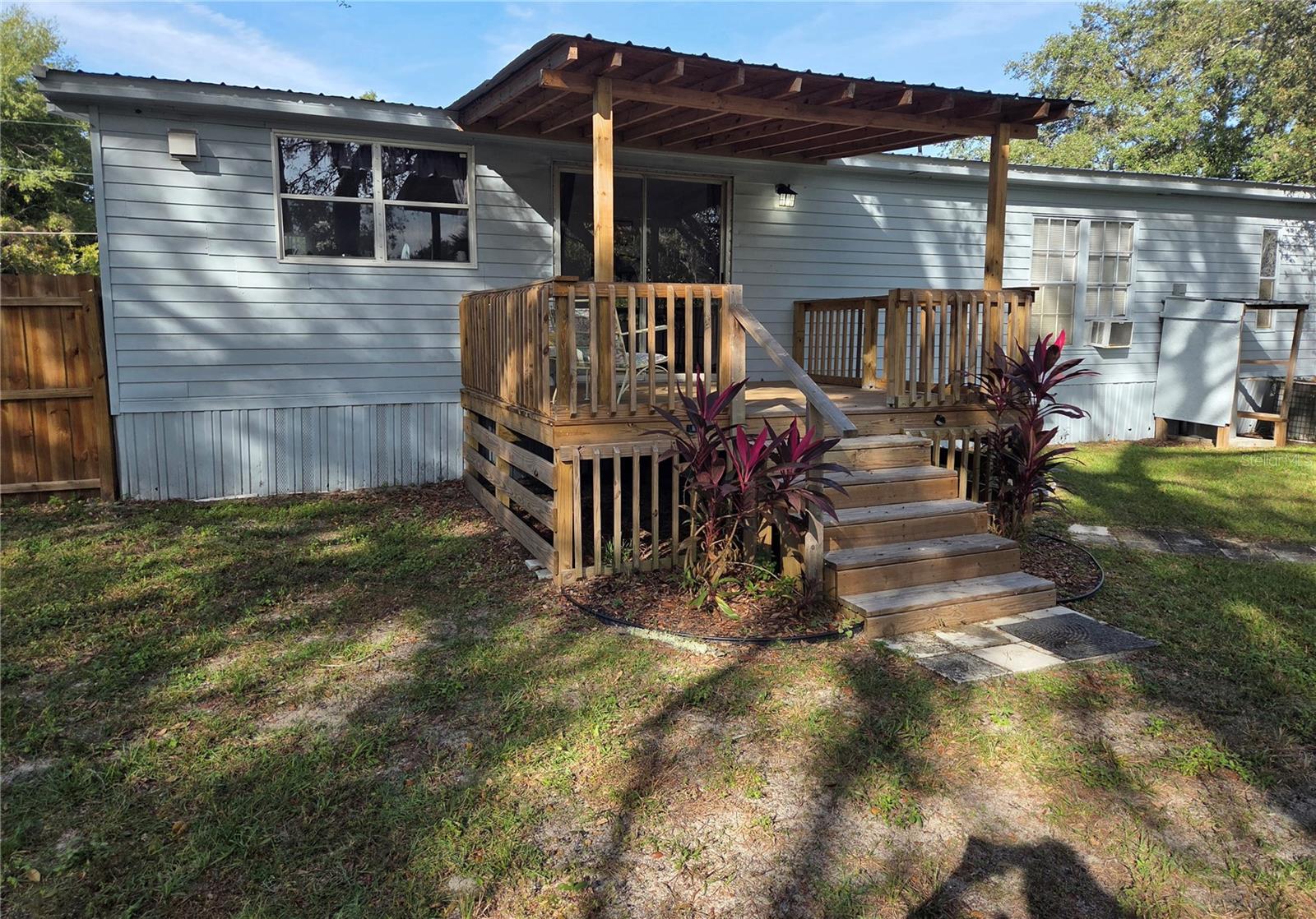 Image 32 of 53 For 1846 Fruitland Park Boulevard