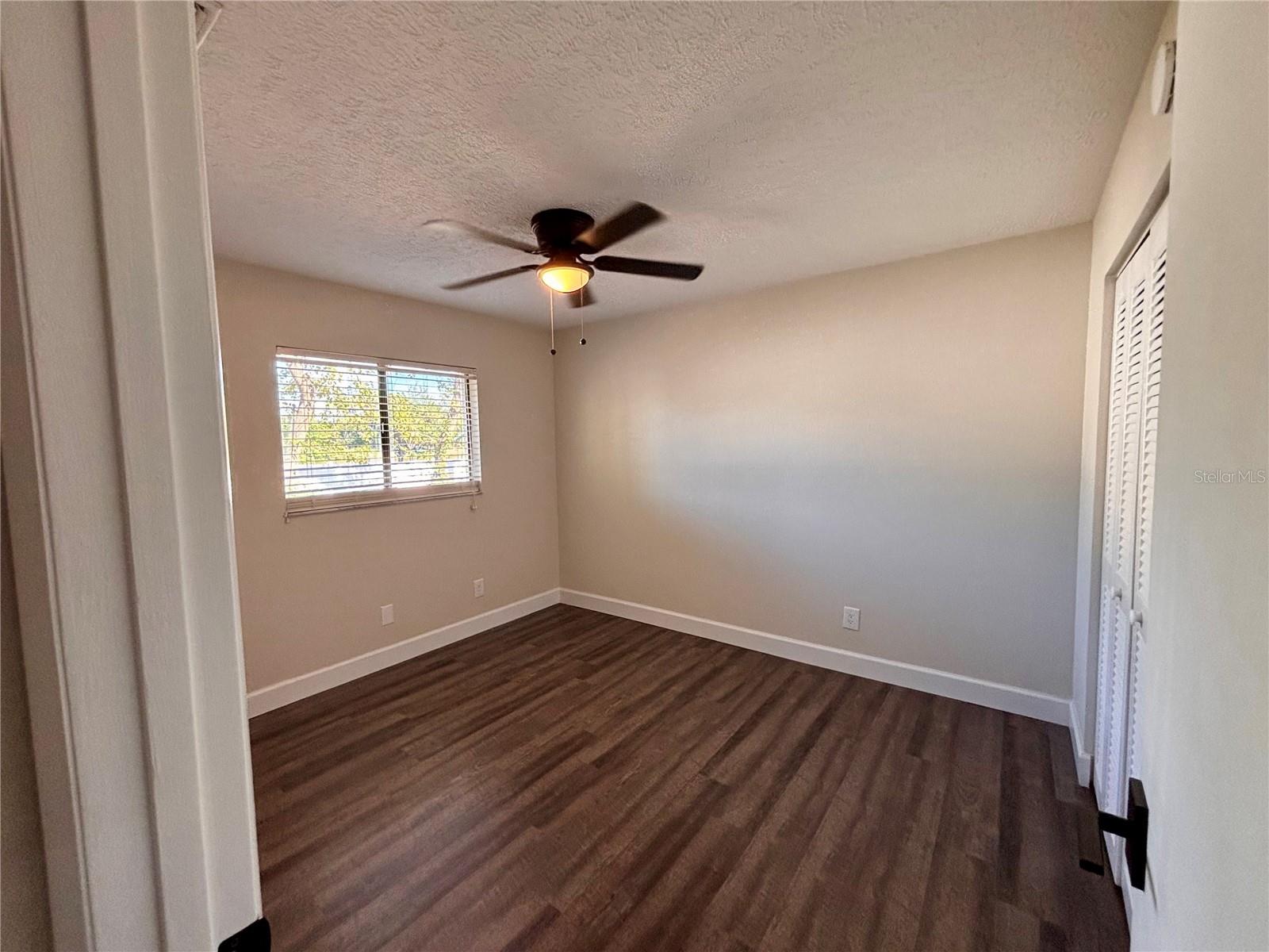 Image 33 of 38 For 6104 26th Avenue E