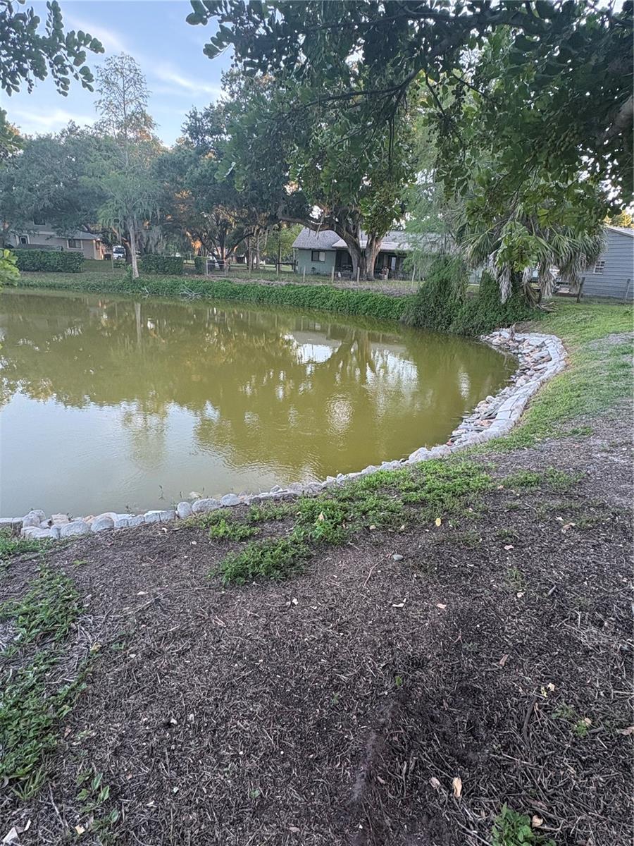 Image 7 of 38 For 6104 26th Avenue E