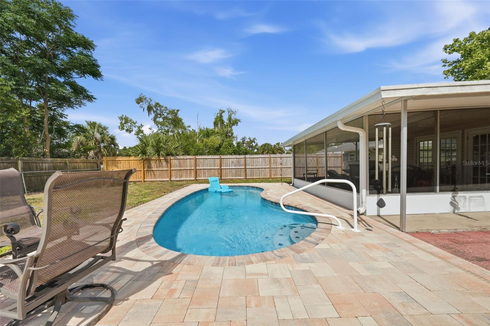 Image 33 of 41 For 3996 Lake Eleanor Dr