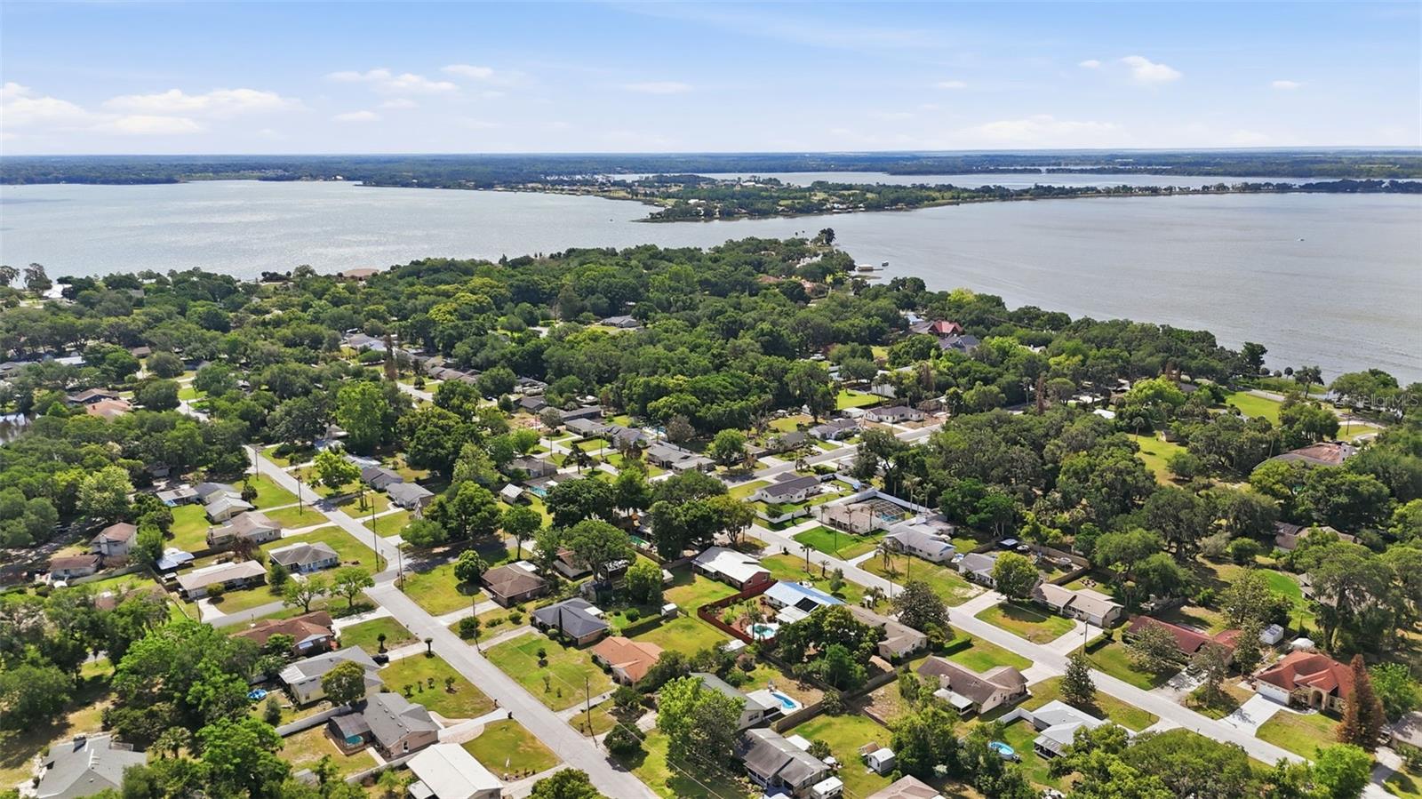 Image 40 of 41 For 3996 Lake Eleanor Dr