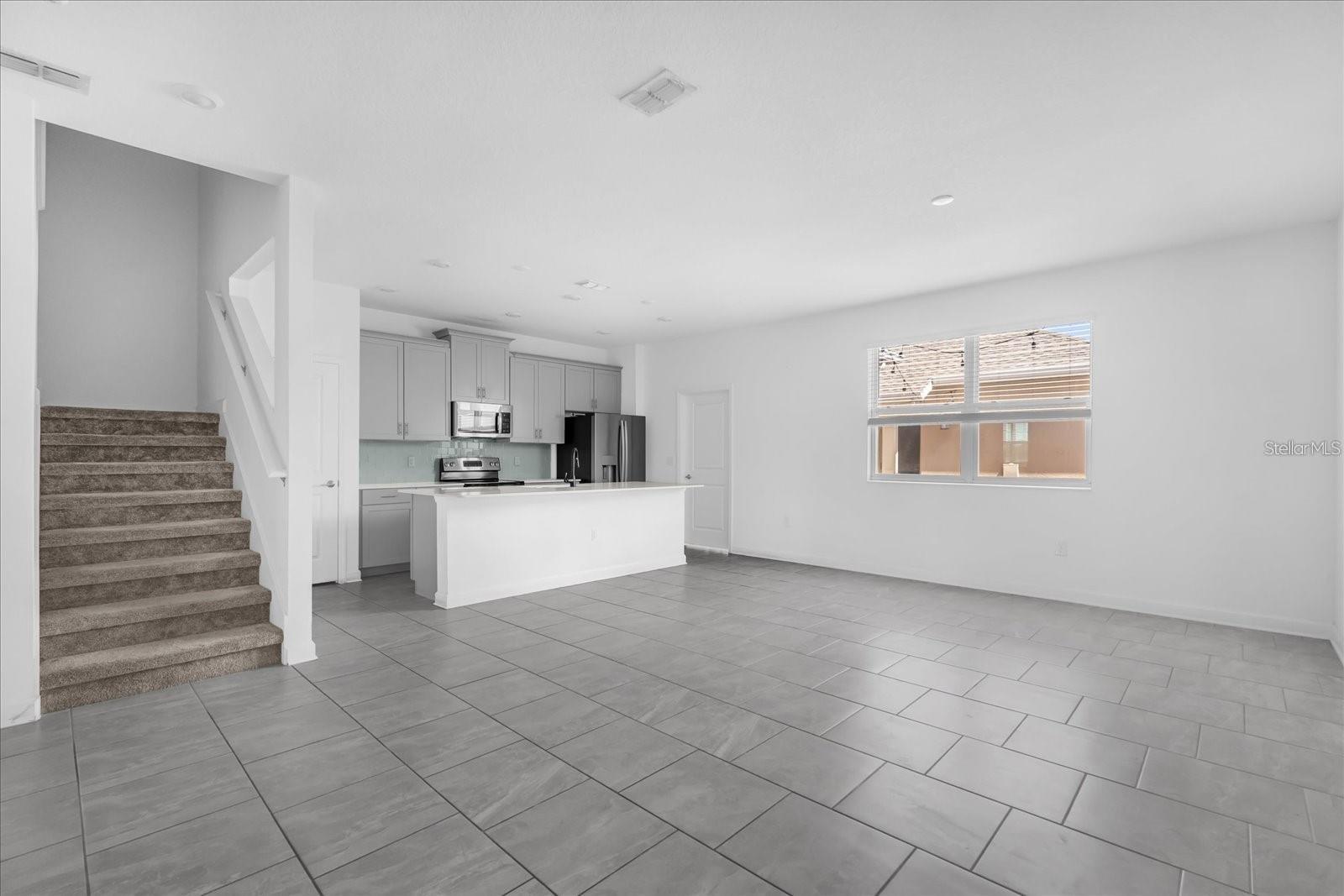 Image 3 of 30 For 2959 Addison Boulevard