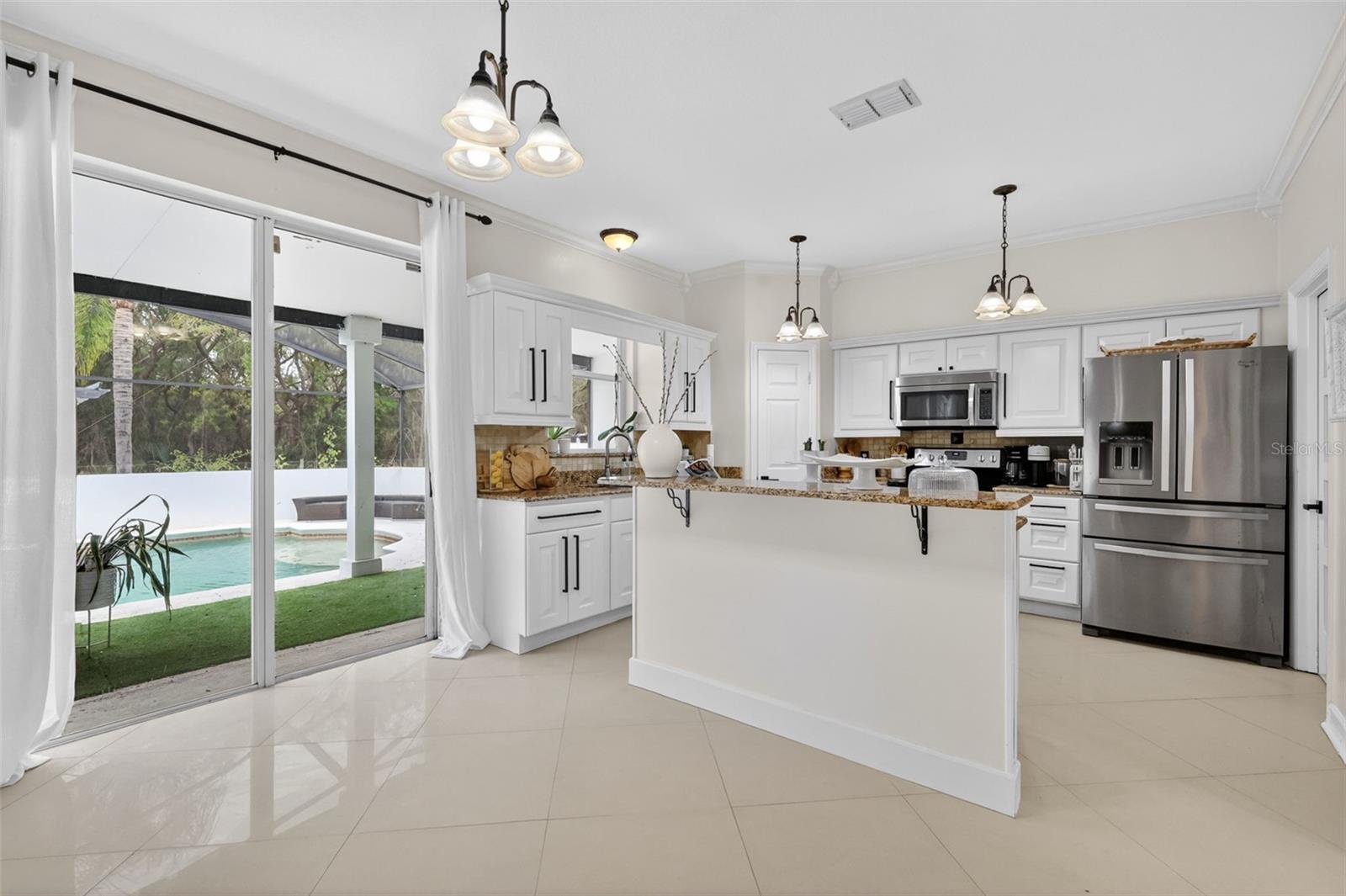 Image 14 of 40 For 359 Pebble Court