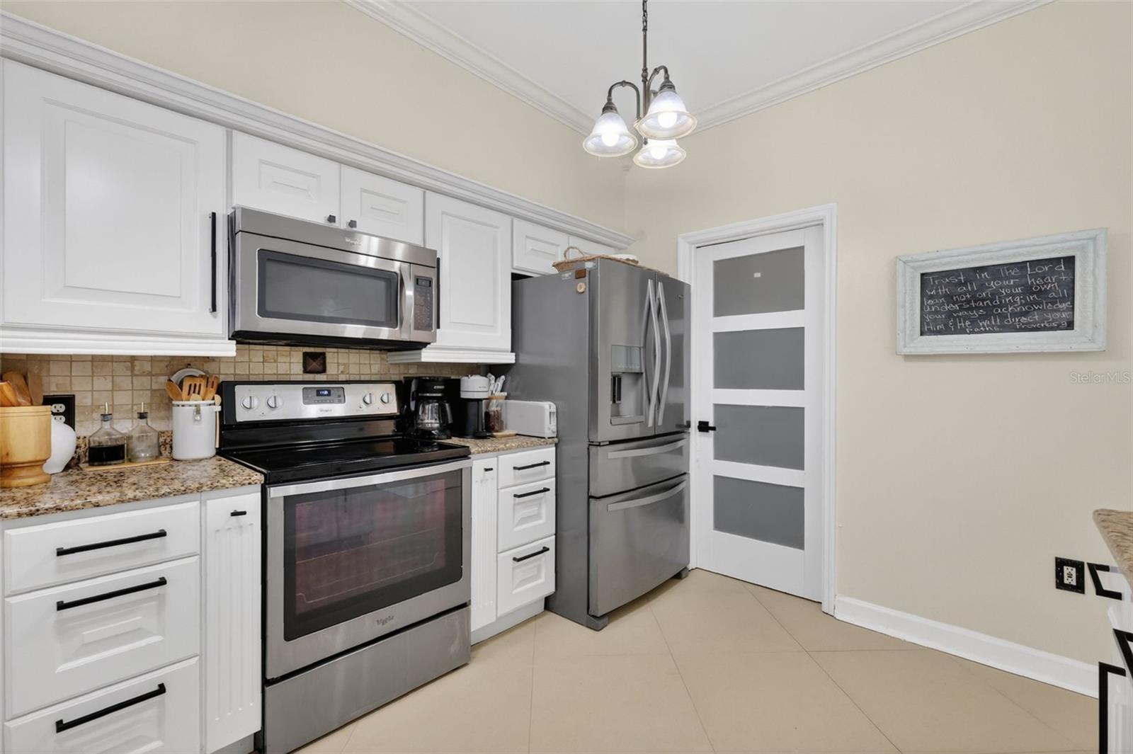 Image 17 of 40 For 359 Pebble Court