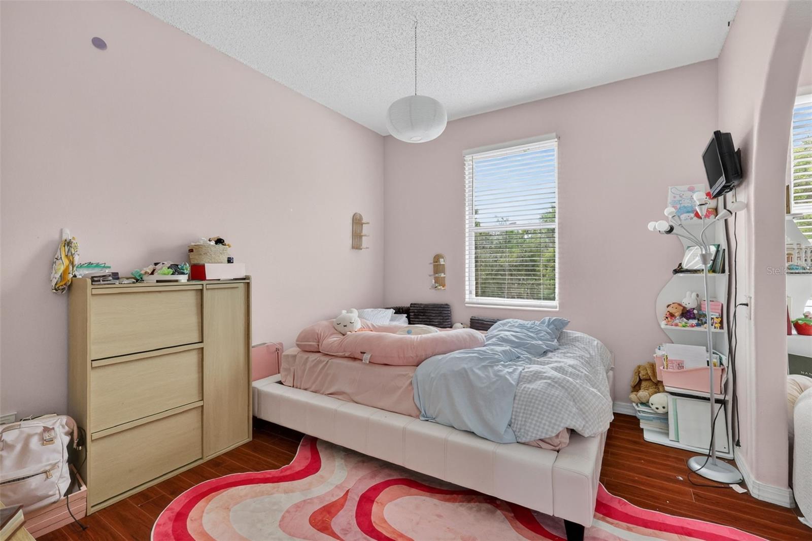 Image 21 of 40 For 359 Pebble Court