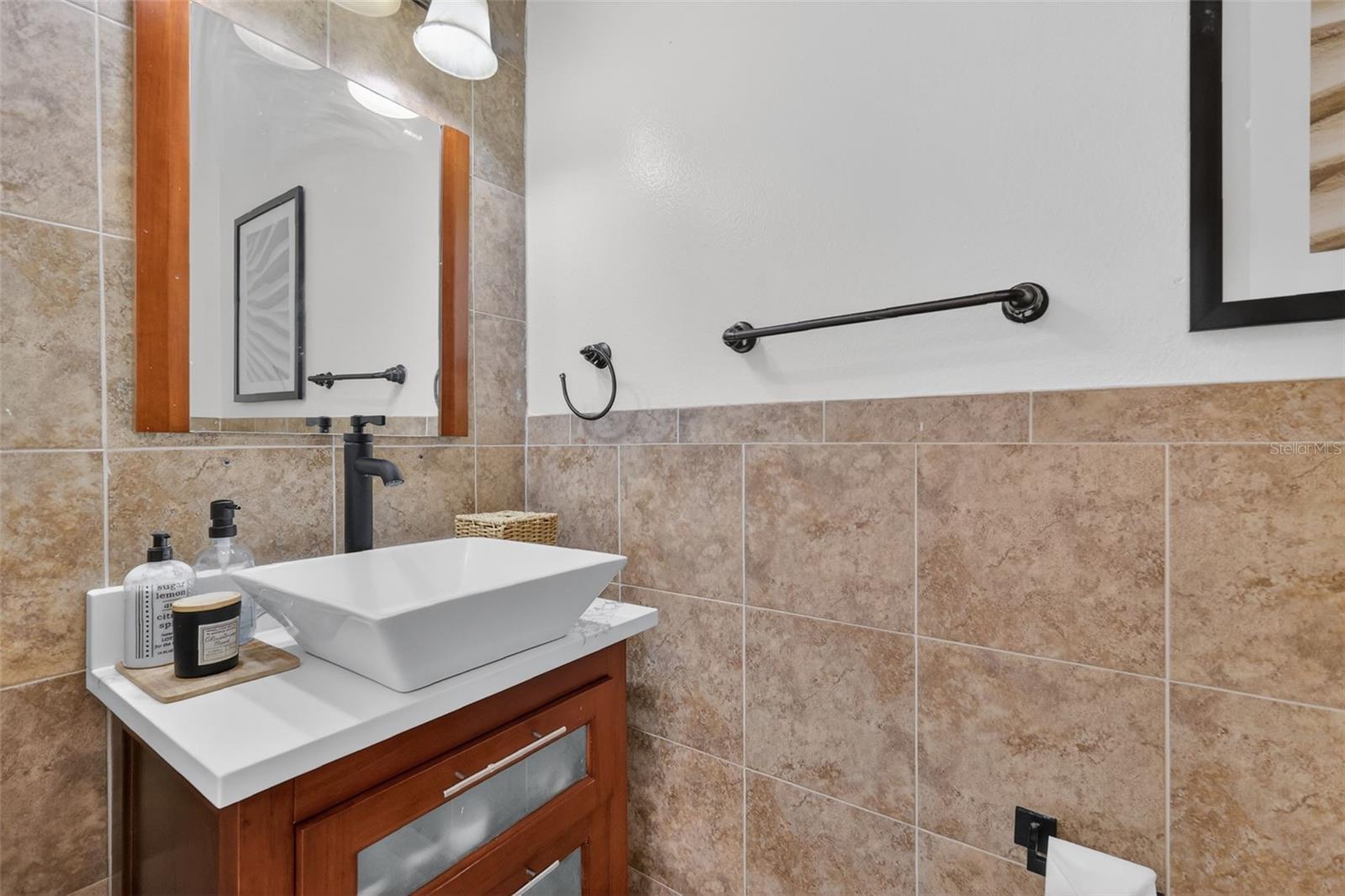 Image 24 of 40 For 359 Pebble Court