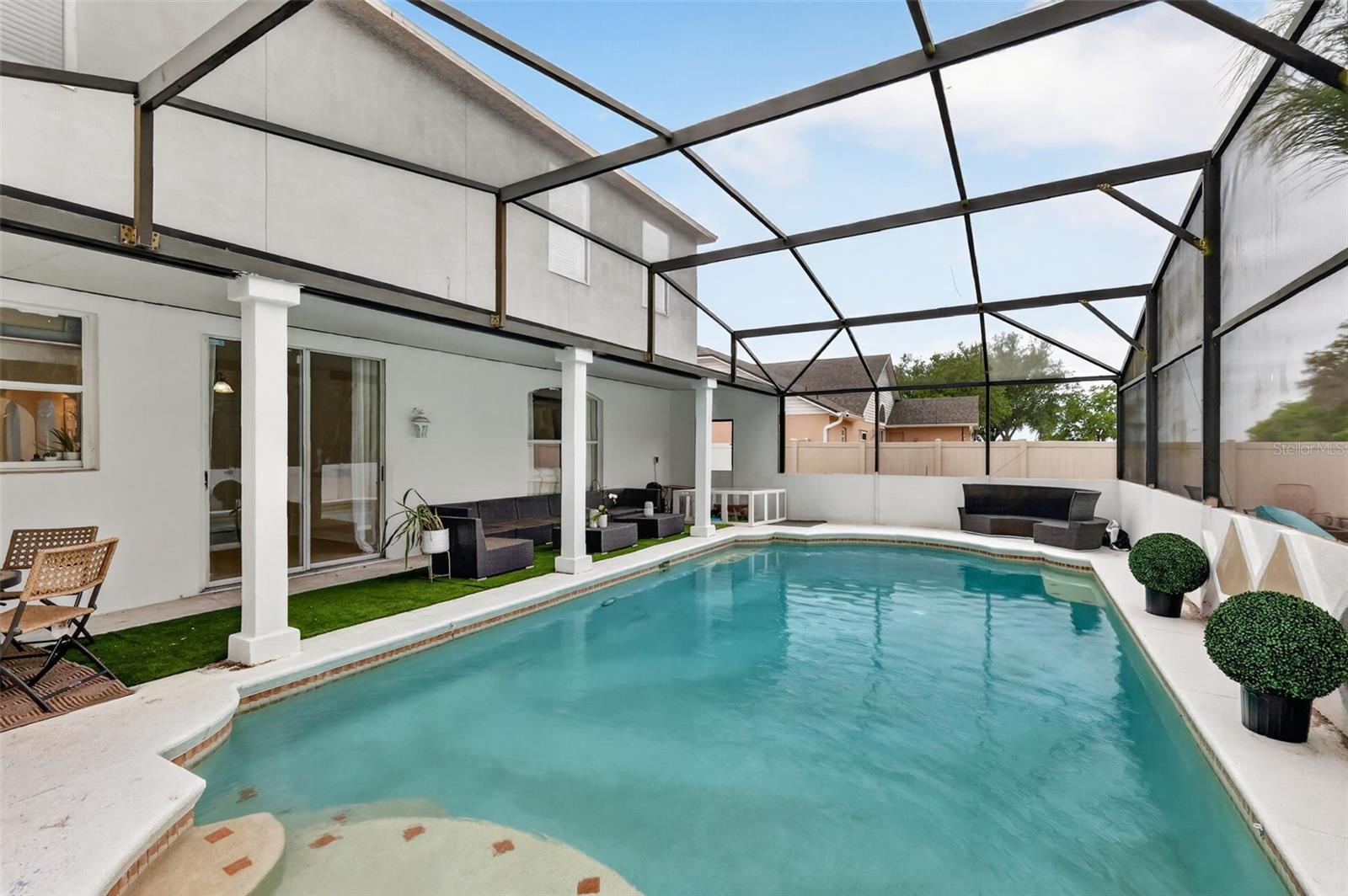 Image 32 of 40 For 359 Pebble Court