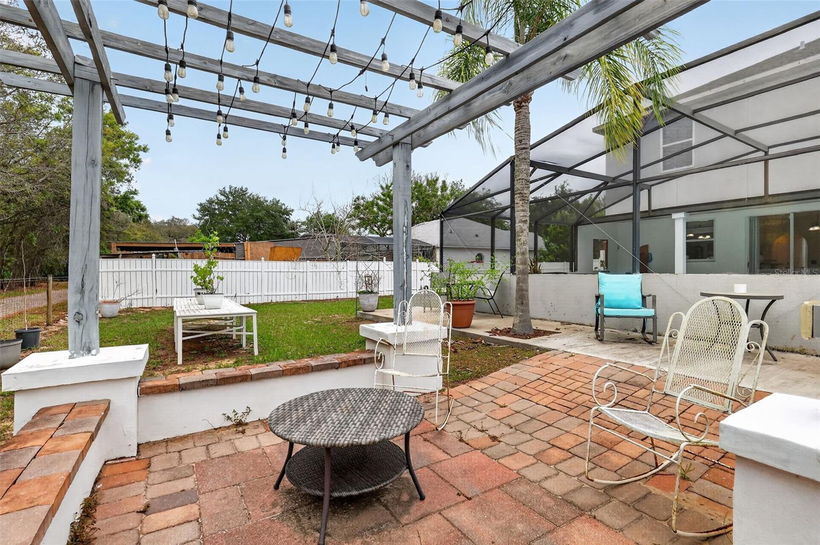 Image 34 of 40 For 359 Pebble Court