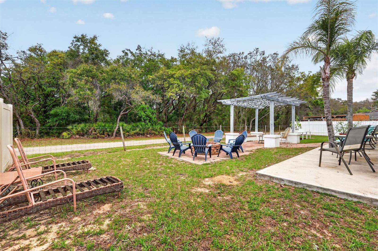 Image 36 of 40 For 359 Pebble Court