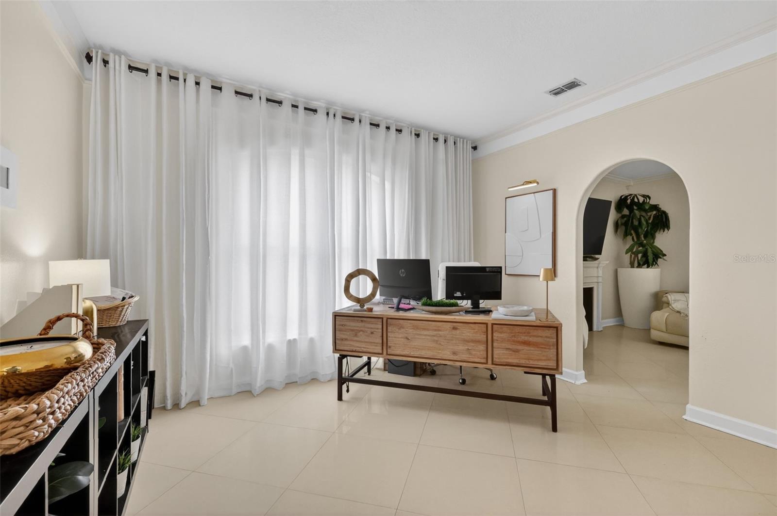 Image 7 of 40 For 359 Pebble Court