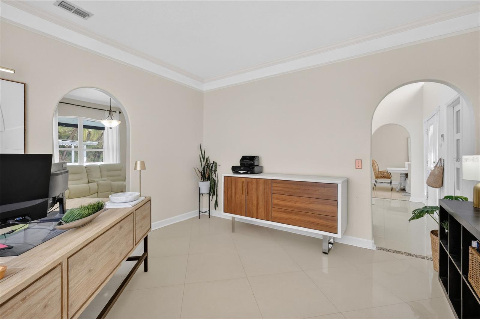 Image 9 of 40 For 359 Pebble Court