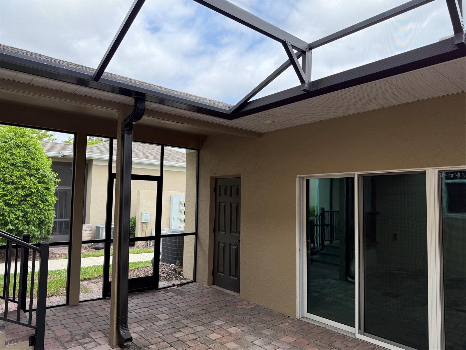 Image 17 of 44 For 619 Plant Street