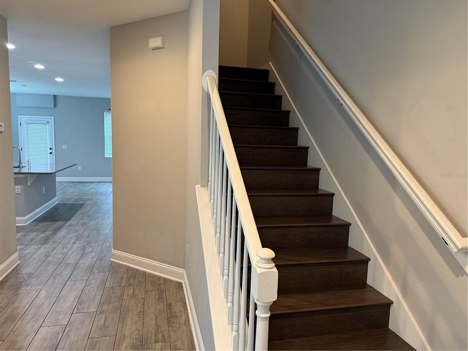 Image 7 of 44 For 619 Plant Street