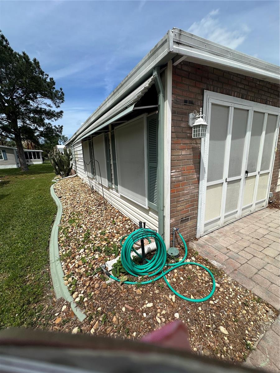 Image 37 of 38 For 907 Orchid Street