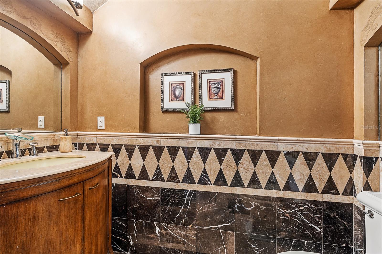 Image 17 of 56 For 641 Woodbridge Drive