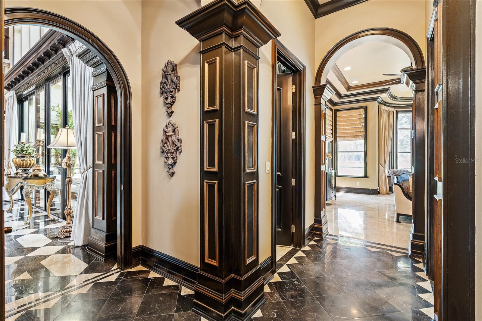 Image 19 of 56 For 641 Woodbridge Drive